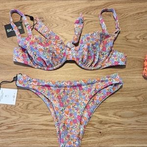 Skatie Bikini- Montecito. Top MEDIUM, bottom SMALL